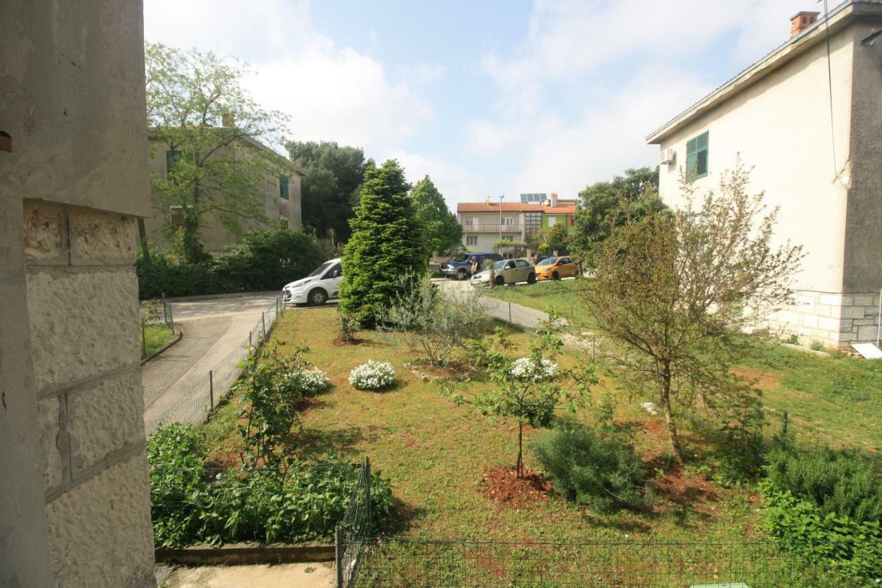 Apartment Persich Pula Zewnętrze zdjęcie